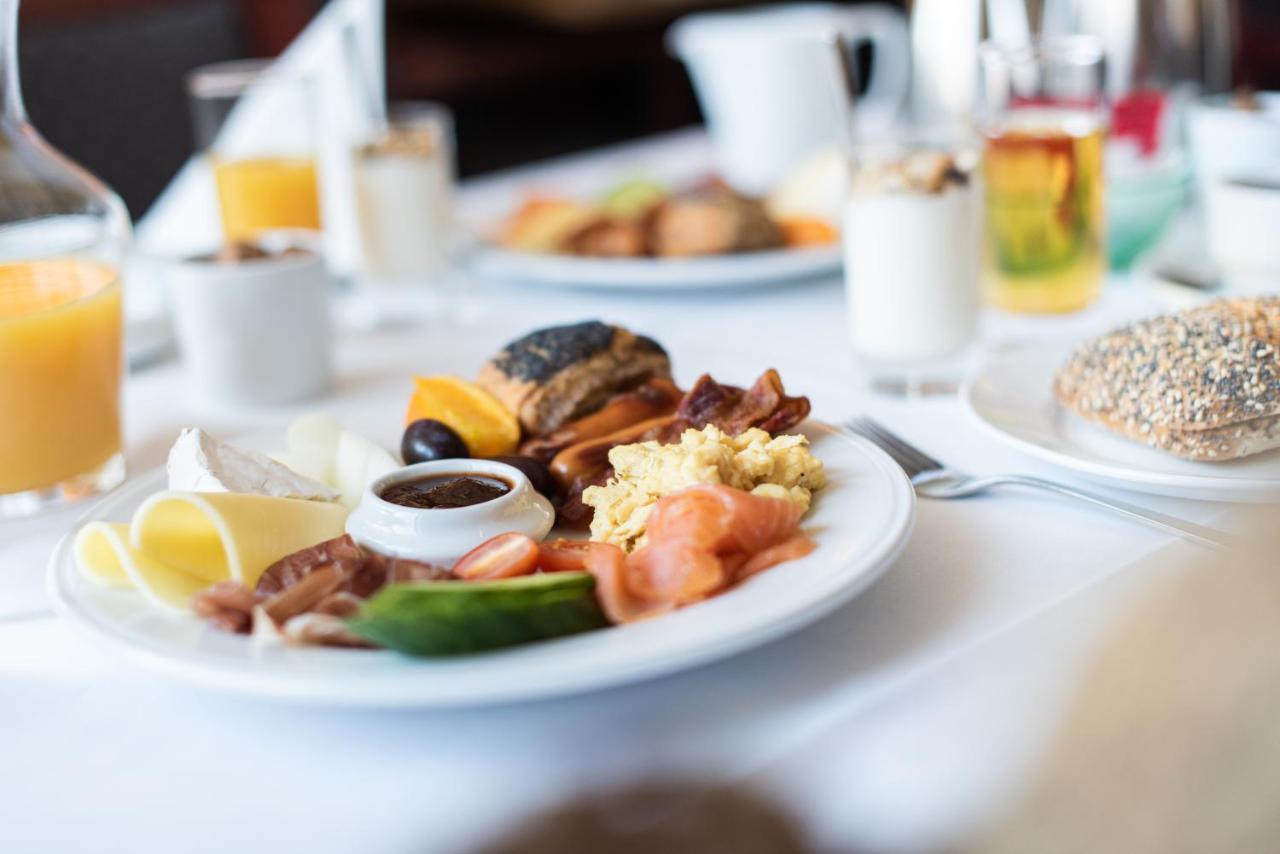Hotel Hafnia Torshavn Bagian luar foto